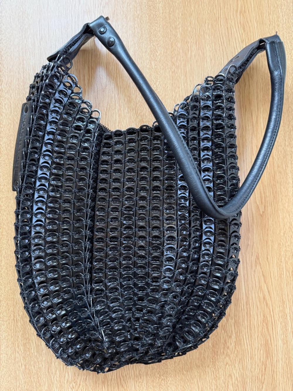 Black Women’s Chain-Link Shoulder Bag - Bottle Top Brand - Bellini large